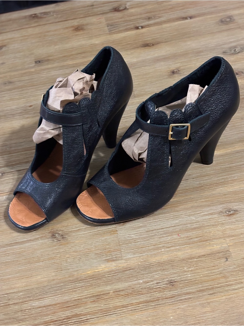 Gorgeous Leather CHIE MIHARA Heels Lk New Sz 39 Made in Spain